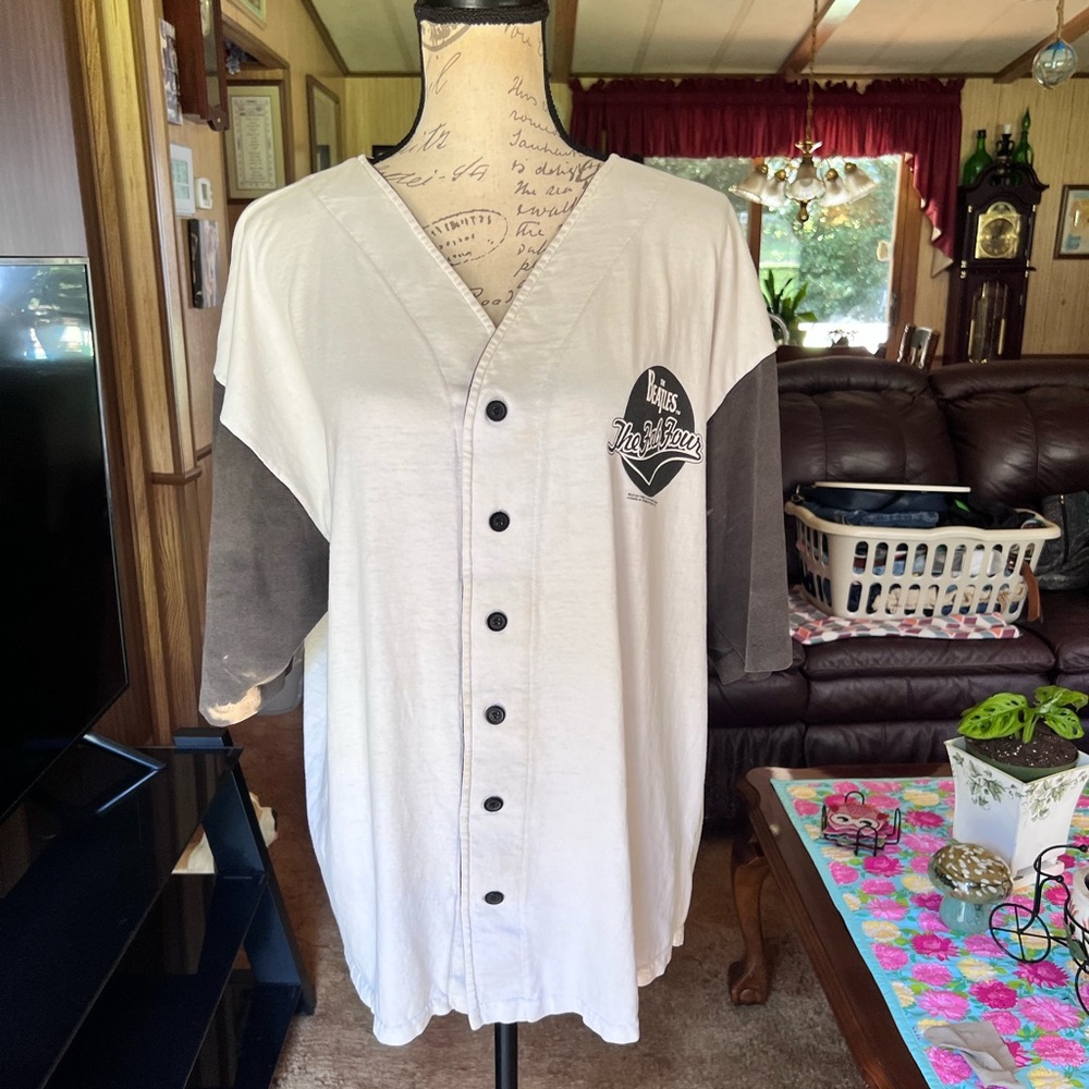 1990S THE BEATLES FAB FOUR BASEBALL JERSEY.